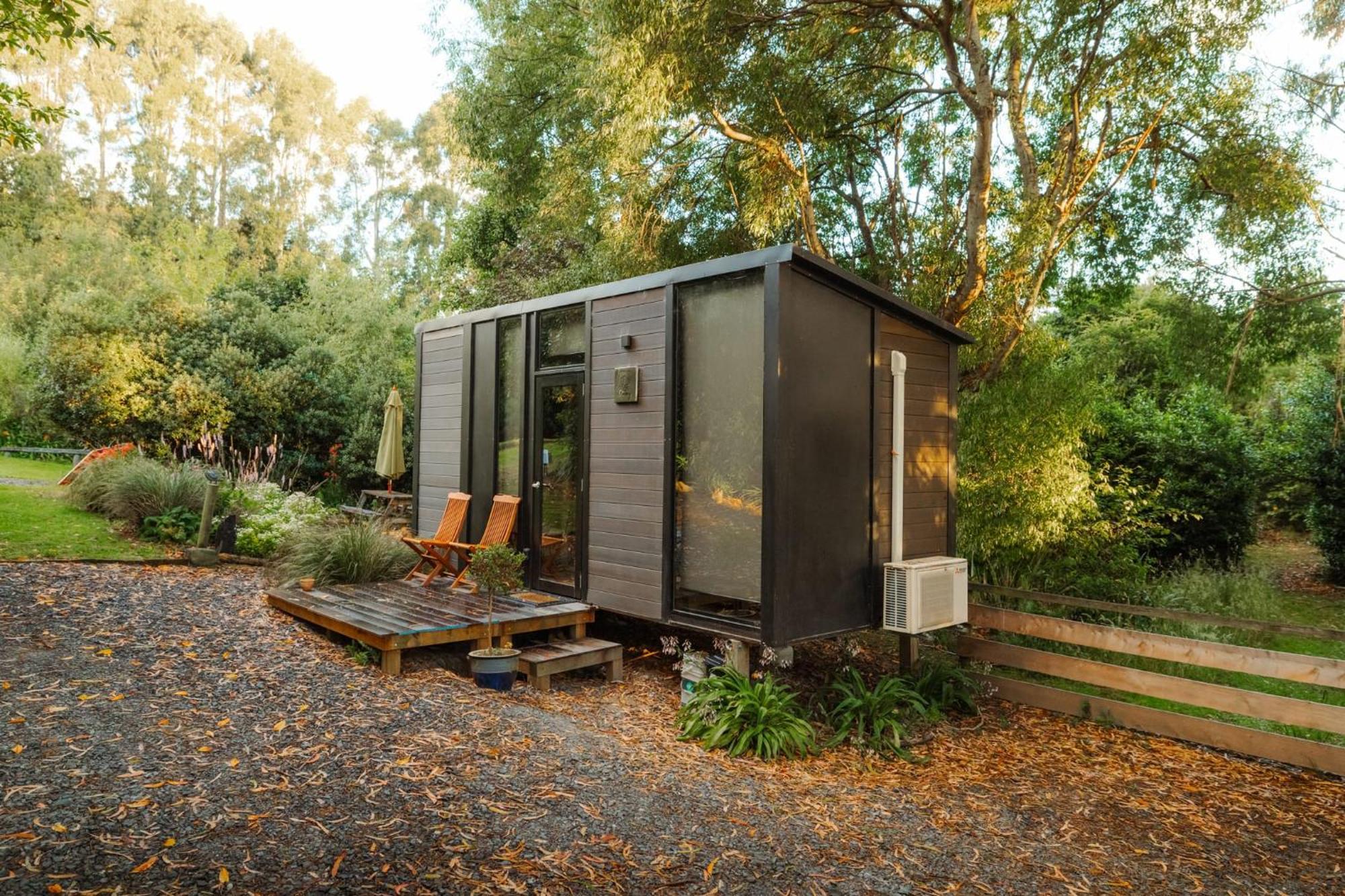 Owaka Pekapeka Tiny House By Tiny Away 빌라 외부 사진